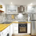 Alfacinha Studio Fully Equipped By Homeful Homes